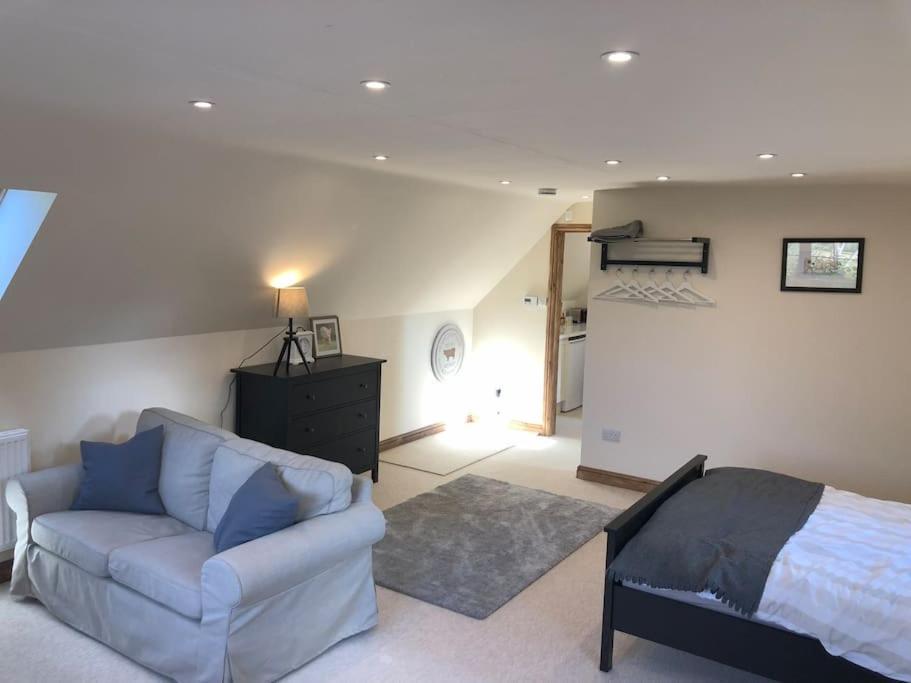Beautiful Cotswold Accommodation, Near Winchcombe Apartment Tewkesbury